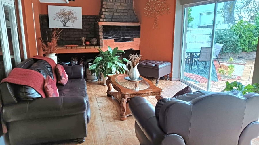 4 Bedroom Property for Sale in Beacon Bay Eastern Cape